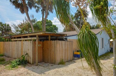 2646 NE Hickory Ave, Jensen Beach, FL 34957 - photo 3