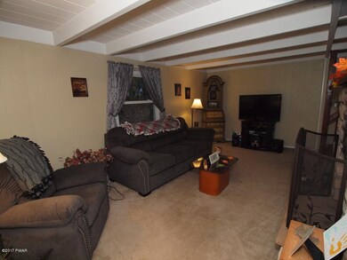 163 Paper Birch S, Tafton, PA 18464 - photo 4