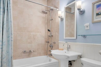 The Morad Diplomat unit GARDEN_C, New York, NY 10021 - photo 7