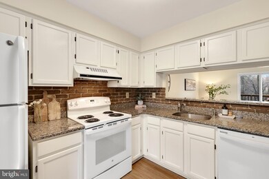 14340 Beaker Ct, Burtonsville, MD 20866 - photo 7