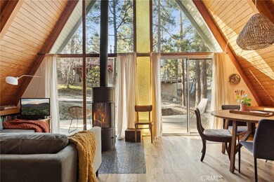 33070 Falcon Ln, Running Springs, CA 92308 - photo 2