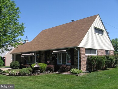 75 Cobalt Ridge Dr N, Levittown, PA 19057 - photo 2