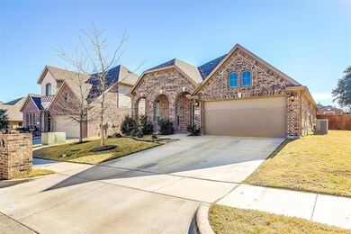 1640 Sandle Wood Dr, Weatherford, TX 76087 - photo 2