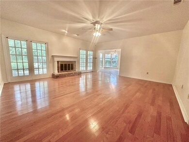Spacious Living room