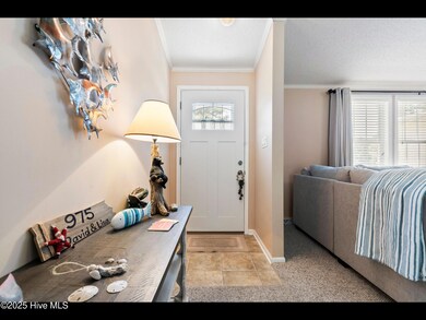 Foyer, vaulted ceiling