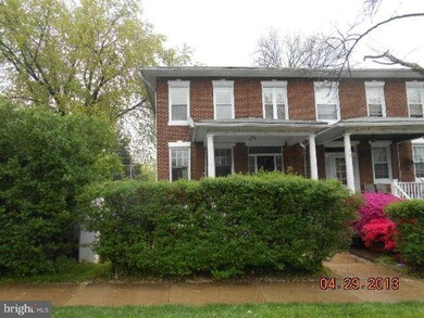 229 S Augusta Ave, Baltimore, MD 21229 - photo 3