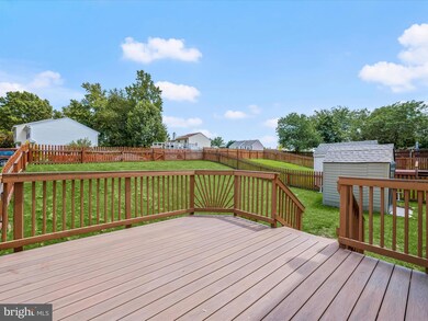 831 Cinnamon Ct, Odenton, MD 21113 - photo 5