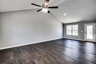 905 Mount Shepherd Rd, Asheboro, NC 27205 - photo 3