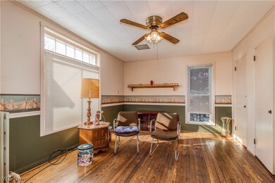 480 State St, Conneaut, OH 44030 - photo 3