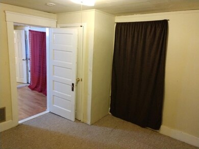 114 Main St unit 2R, South Grafton, MA 01560 - photo 4