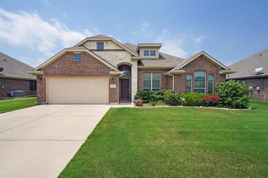2132 Caroline Dr, Weatherford, TX 76087 - photo 2
