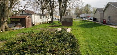 220 E Buckeye Ave, Ada, OH 45810 - photo 2