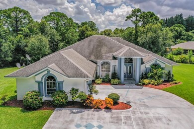 8655 Pine Martin Ln, Fort Pierce, FL 34947 - photo 4