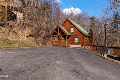 701 Ridgewood Way - Pigeon Forge-2