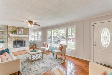 207 W Brown St, Cleburne, TX 76033 - photo 5