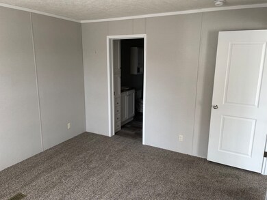 46000 Geddes Rd unit 404, Canton, MI 48188 - photo 6