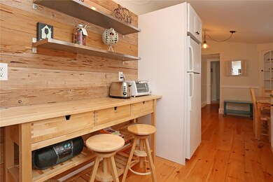 79 Crest St, Middletown, RI 02842 - photo 2