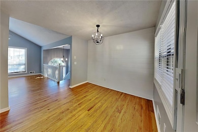 4304 Falcon Crest Dr, Flowery Branch, GA 30542 - photo 5