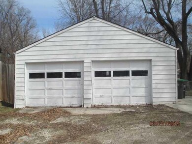 Parking Lot/Garage.