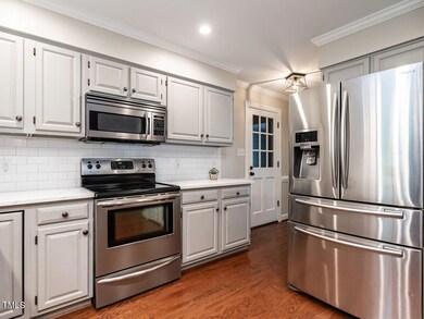 018-1280x960-kitchen