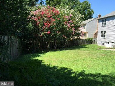 13003 Marthas Choice Cir, Bowie, MD 20720 - photo 3