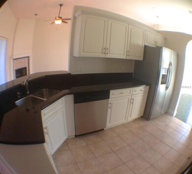 915 Palm Cove Dr, Orlando, FL 32835 - photo 2