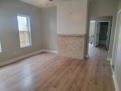 287 E Barthman Ave, Columbus, OH 43207 - photo 5