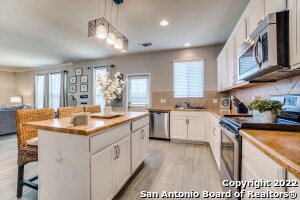 10111 Round Ridge, San Antonio, TX 78254 - photo 4