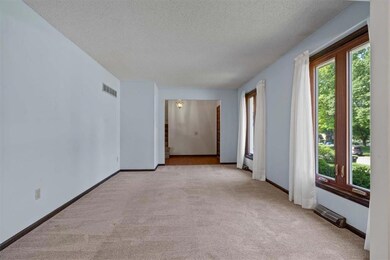 816 NW 16th St, Blue Springs, MO 64015 - photo 6