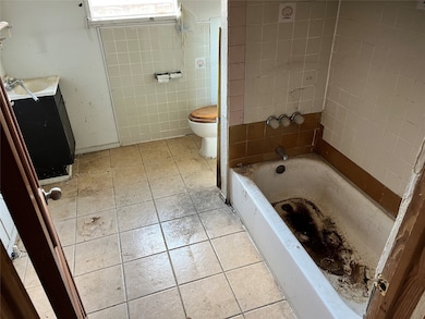 217 N Everton St, Houston, TX 77003 - photo 7