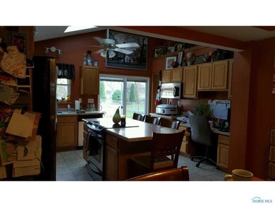 Dining Room. Dining Room that opens to LR and kitc
