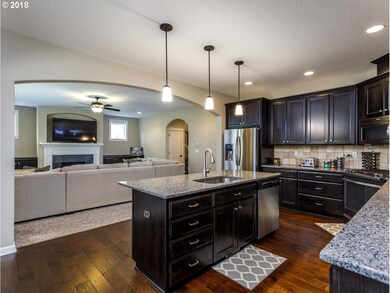 15561 SE Pioneer Dr, Clackamas, OR 97015 - photo 6