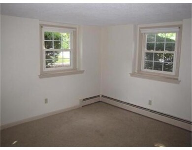 39 N Billerica Rd unit 4, Lowell, MA 01852 - photo 2