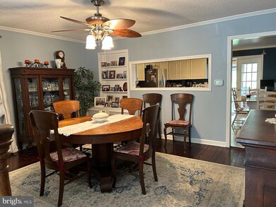 214 E 2nd St, New Castle, DE 19720 - photo 3