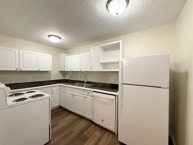 5415 Scott St unit 28, Houston, TX 77021 - photo 7