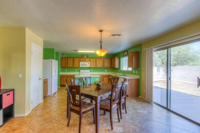 Kitchen (1)