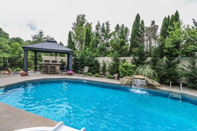 Pool 4