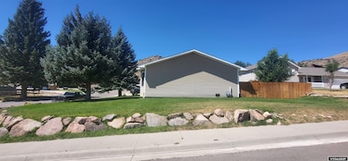 1303 Fawn Ln, Rawlins, WY 82301 - photo 4
