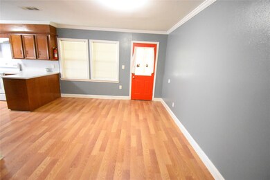 2140 W Highway 6, Alvin, TX 77511 - photo 6