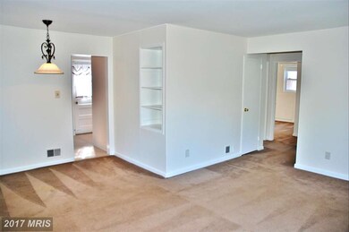 12802 Evanston St, Rockville, MD 20853 - photo 6