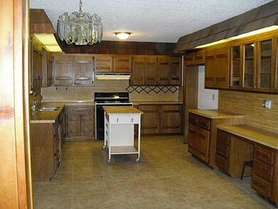 33108 Hardesty Rd, Shawnee, OK 74801 - photo 4