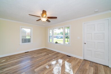 5619 Bradbury Ave L-20