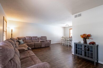 3412 Putter Place, Columbus, IN 47203 - photo 6