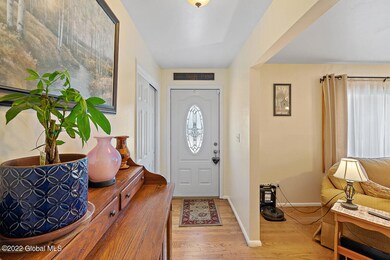 9 Crestwood Ave, Troy, NY 12180 - photo 5