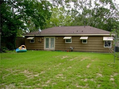 1737 Bayram Dr, Houston, TX 77055 - photo 2