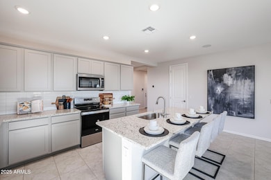 30197 W Aster Dr, Buckeye, AZ 85396 - photo 2