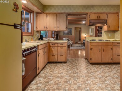 Kitchen/Family Room