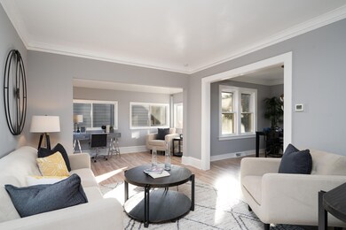 2828 Dakota Avenue South MLS-8.jpg