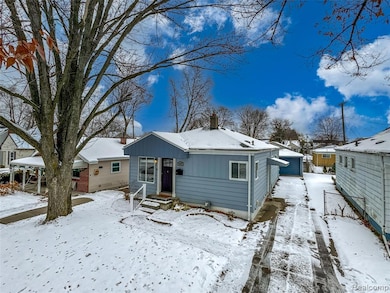 3528 Phillips Ave, Berkley, MI 48072 - photo 2