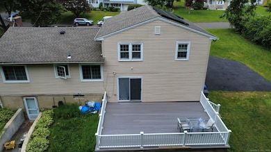 25 Dairy Farm Rd, Norwalk, CT 06851 - photo 3